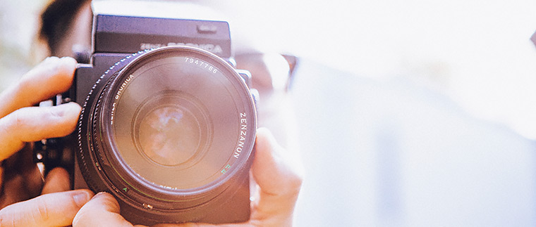Fotografování a filmování.